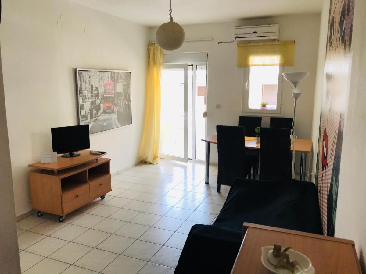 Korona Beach Apartments I Rethymno  ภายนอก รูปภาพ