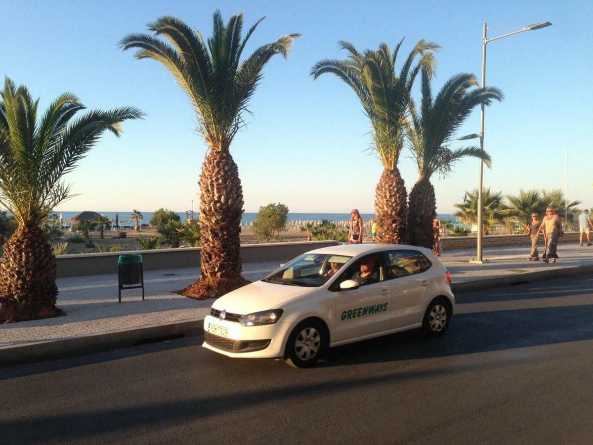 Korona Beach Apartments I Rethymno  ภายนอก รูปภาพ